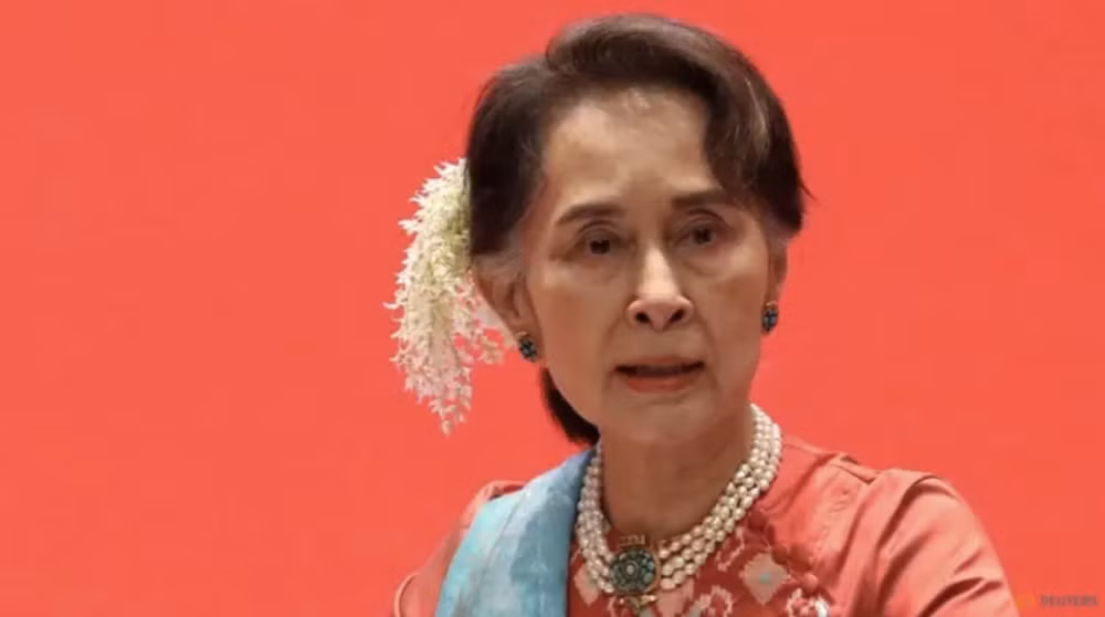 toa an myanmar ket an ba aung san suu kyi 3 nam tu giam hinh 1