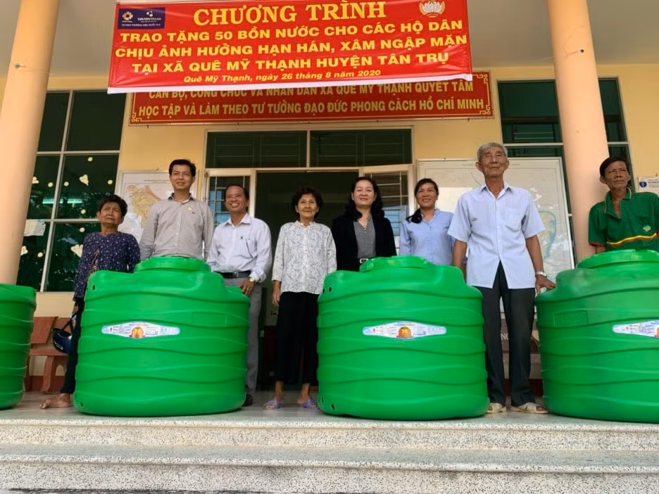 tan a dai thanh tang bon nuoc may loc nuoc ho tro nguoi dan vung lu nghe an hinh 6