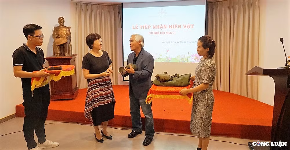 nick ut va cau chuyen hien vat cua phong vien chien truong hinh 3