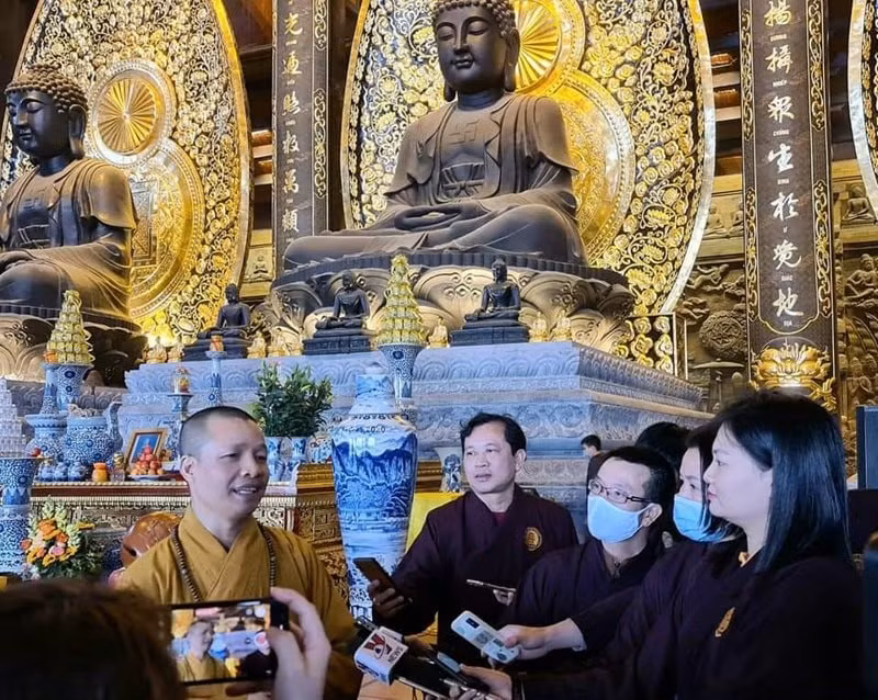 bao tnmt dua thong tin de doc de xem de hieu den voi dong bao hinh 1