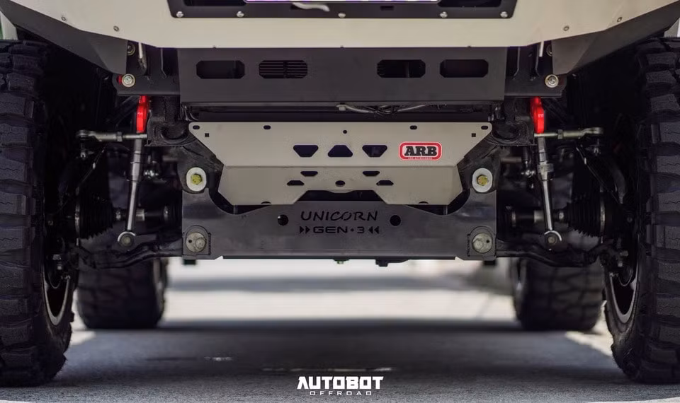 toyota fortuner gr sport 2022 voi ban do ham ho hinh 4