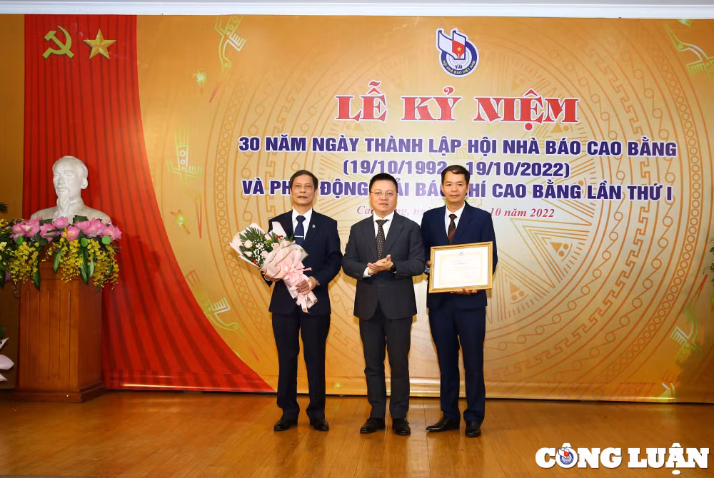 30 nam thanh lap hoi nha bao tinh cao bang no luc vuot thach thuc khong ngung phat trien hinh 1