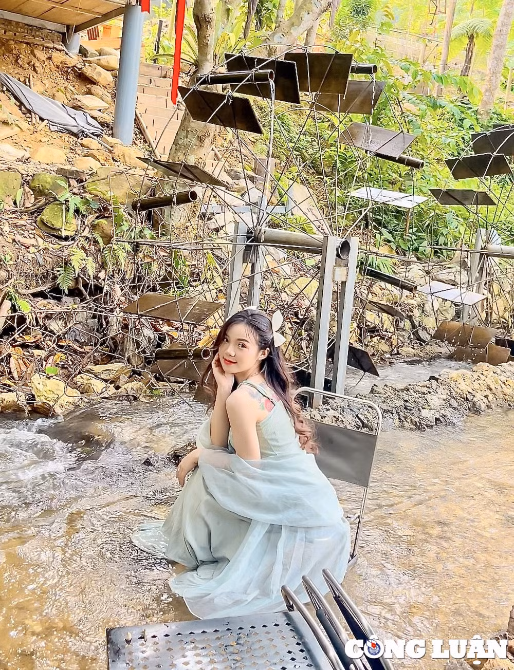 doc dao quan ca phe ben suoi o tuyen quang hinh 5