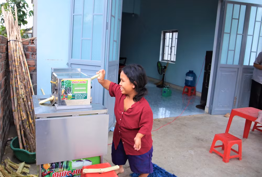 kon tum chuyen tinh co tich cua chang trai bai liet va co gai ti hon hinh 4