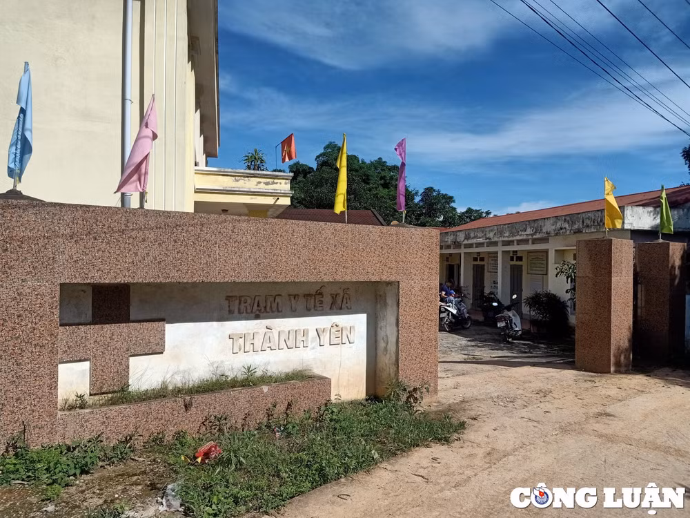 thanh hoa be gai tu vong bat thuong sau khi tiem vac xin hinh 1