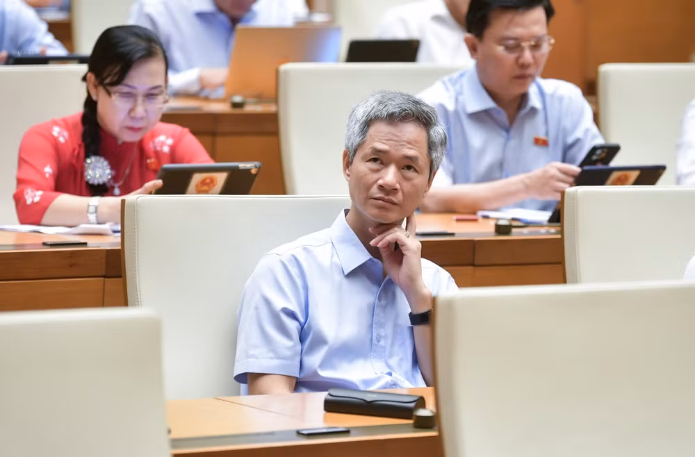 luat hoa co che dac thu de khai thac cat soi lam vat lieu xay dung khong phai cap phep nhu kim loai quy hinh 4