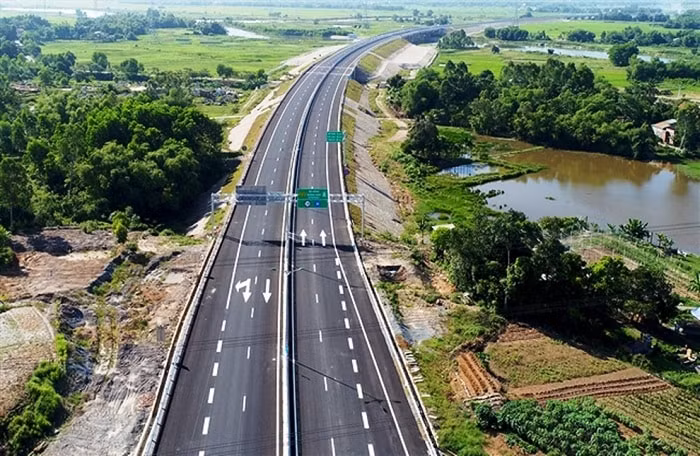thanh hoa bat tam giam nguyen bi thu dang uy xa lien quan den vu an chi tra den bu cao toc bac nam hinh 1