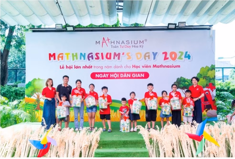 hang ngan thieu nhi tp hcm ron rang voi ngay hoi dan gian cua mathnasium viet nam hinh 2