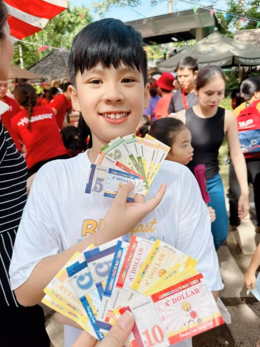 hang ngan thieu nhi tp hcm ron rang voi ngay hoi dan gian cua mathnasium viet nam hinh 13