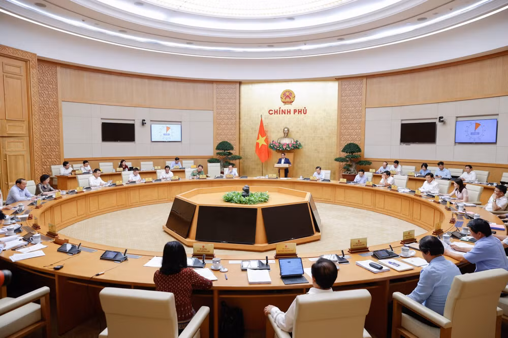 thu tuong pham minh chinh chinh phu se som thanh lap ban chi dao ra soat cac vuong mac ve phap ly hinh 3