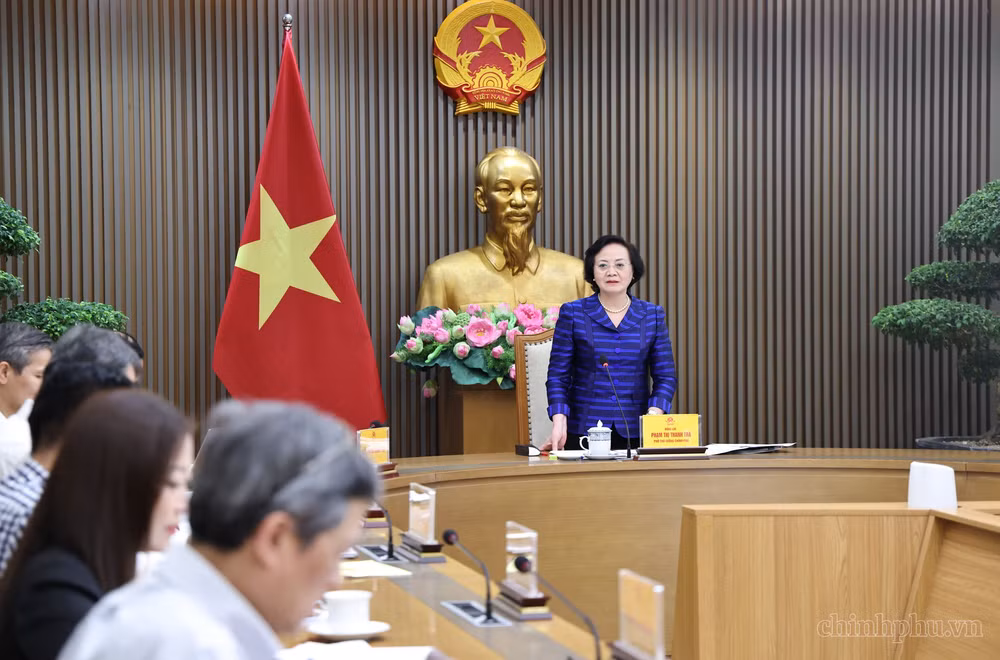 Phó Thủ tướng đề nghị các bộ ngành, cơ quan chủ động kiến tạo, đề xuất sáng kiến tại các diễn đàn đa phương - Ảnh: CP