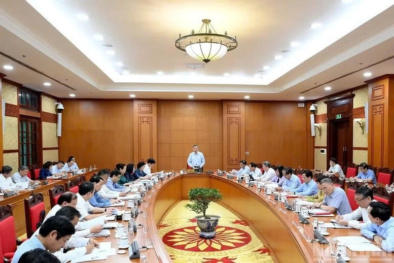 Tổng Bí thư, Chủ tịch nước Tô Lâm làm việc với Đảng ủy Chính phủ, Đảng ủy Bộ Văn hóa, Thể thao và Du lịch về phát triển thể dục, thể thao trong giai đoạn mới. Ảnh: Nhân dân Tổng Bí thư, Chủ tịch nước Tô Lâm làm việc với Đảng ủy Chính phủ, Đảng ủy Bộ Văn hóa, Thể thao và Du lịch về phát triển thể dục, thể thao trong giai đoạn mới. Ảnh: Nhân dân