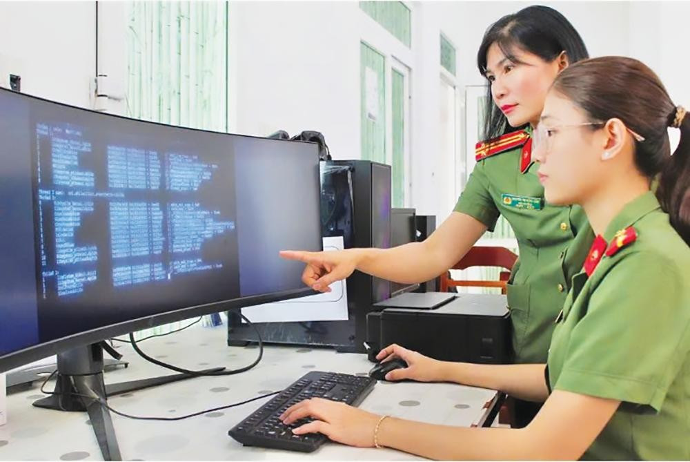Bộ Công an chủ trì chặn lọc, khắc phục và loại trừ xung đột thông tin trên không gian mạng liên quan đến an ninh quốc gia, trật tự, an toàn xã hội. Ảnh minh họa: Công an TP Cần Thơ 7.jpg