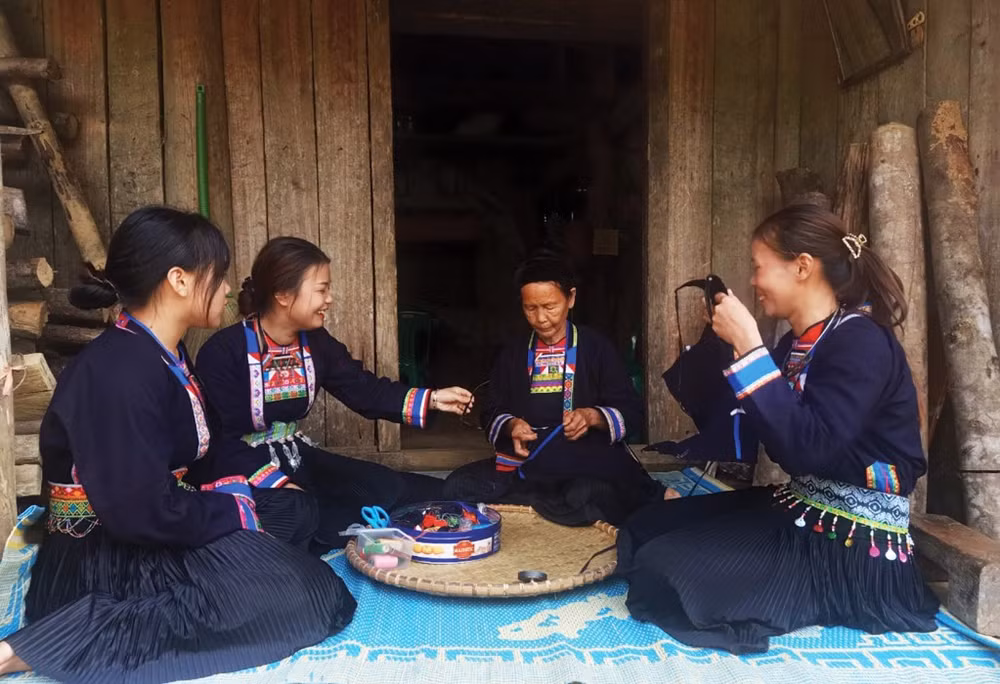 105496nguoimongdenthonkaliengxathuyhungthachanduytritheutrangphuctruyenthong18460731-1685927570907-1.jpg