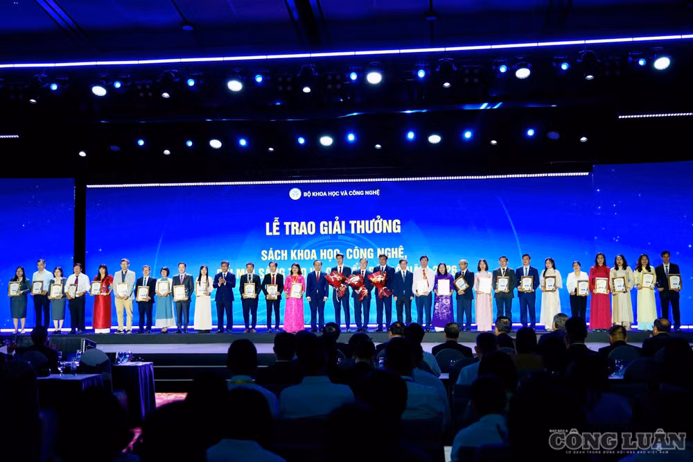 clo_br_1791085778511-1226167176369617163-1226167176369617163-d9c100679a83220391bd5475dccef8e7.jpg