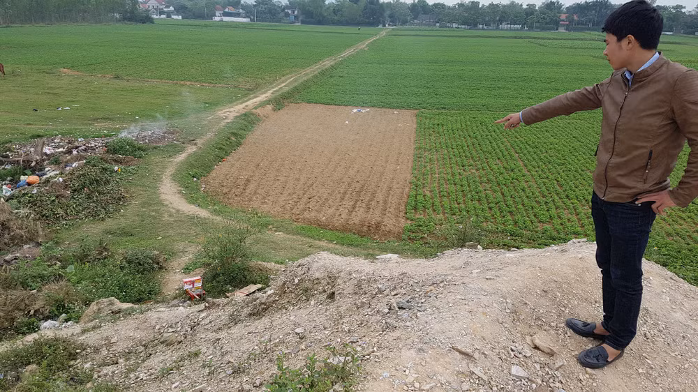 Con đường cụt “bẫy người” vô cùng nguy hiểm ở xã Đức Châu, huyện Đức Thọ (Hà Tĩnh) dẫn đến vụ chết người thương tâm. Ảnh PV