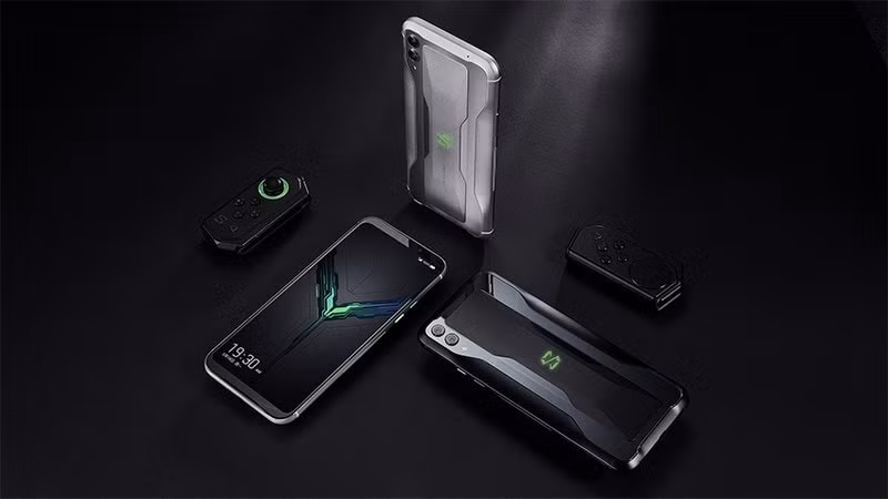 Smartphone chuyên game Xiaomi Black Shark 2 có giá từ 11 triệu đồng.