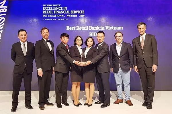 BIDV được Tạp chí The Asian Banker đánh giá là ngân hàng bán lẻ tốt nhất Việt Nam 5 năm liên tiếp. Ảnh: BIDV