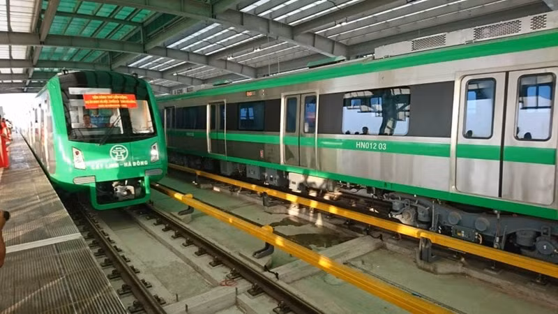 Tuyến đường sắt trên cao Cát Linh – Hà Đông sẽ miễn tiền vé cho người có công, người khuyết tật và trẻ em dưới 6 tuổi (Ảnh TL)