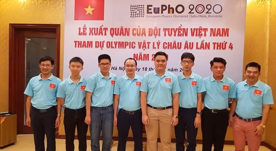 Lễ xuất quân của đội tuyển Việt Nam. Ảnh: internet.