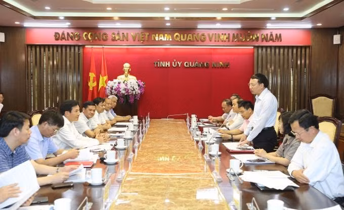 Quang cảnh buổi làm việc giữa BTV 2 tỉnh Quảng Ninh và Điệ Biên. Ảnh: Công TTĐT Quảng Ninh.