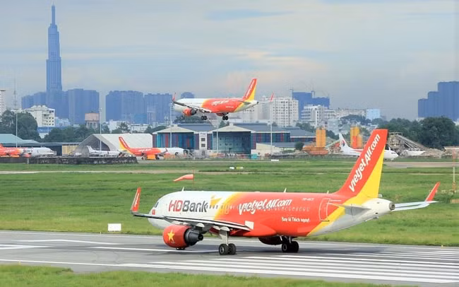 Các cơ quan chức năng Việt Nam đã đưa hơn 240 công dân Việt Nam từ Singapore về nước an toàn. Ảnh minh họa.