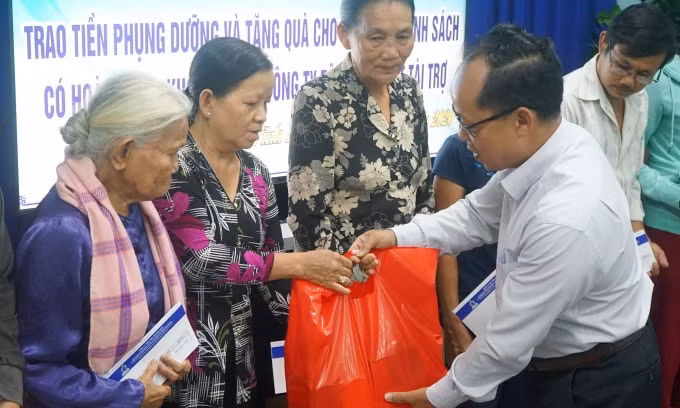 Những phần quà góp phần làm vơi đi những khó khăn, tạo động lực để các gia đình vươn lên trong cuộc sống.