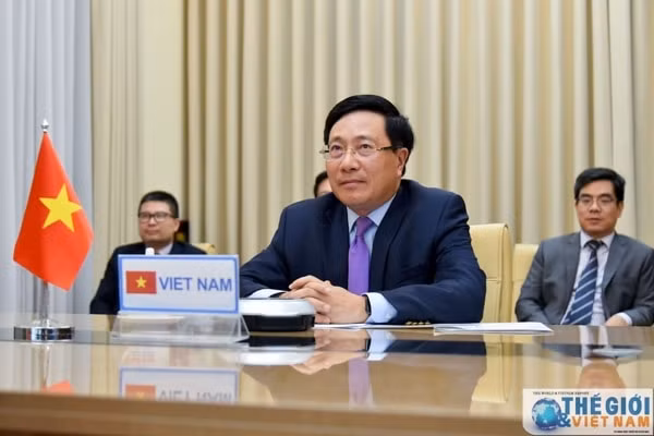 Phó Thủ tướng, Bộ trưởng Ngoại giao Phạm Bình Minh phát biểu tại Phiên thảo luận. Ảnh: TG&VN
