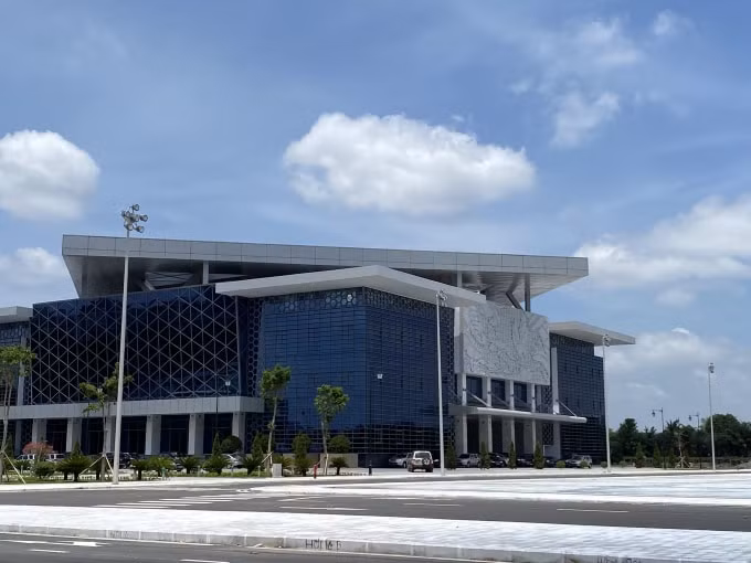 Dự án Nhà văn hóa xứ Đông cơ bản đã hoàn thành nhưng chưa giải ngân hết được vốn đầu tư. Ảnh: Dương Lâm