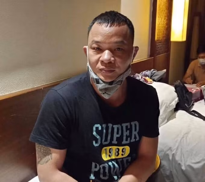 Cao Lượng Cố - kẻ cầm đầu đường dây đưa người Trung Quốc nhập cảnh trái phép vào Việt Nam bị bắt giữ. Ảnh: Công an Đà Nẵng.
