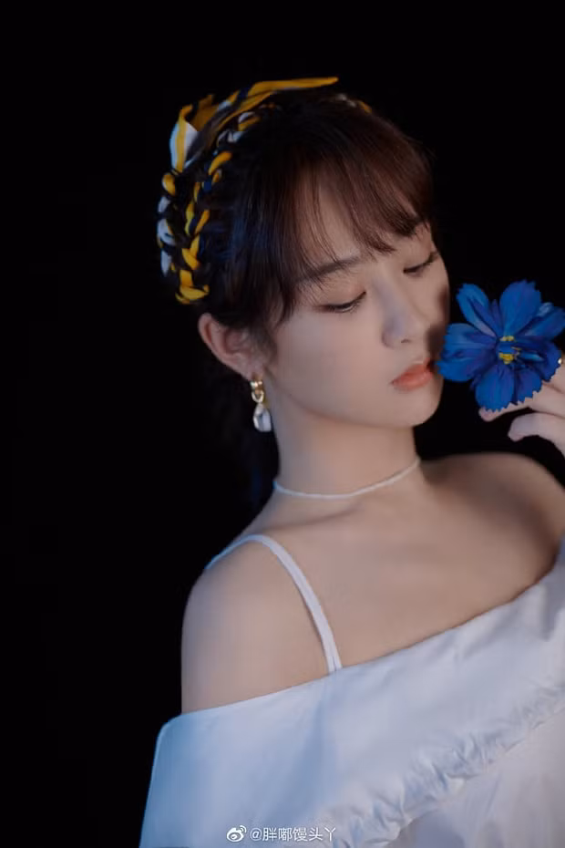 Bức ảnh do Studio chia sẻ