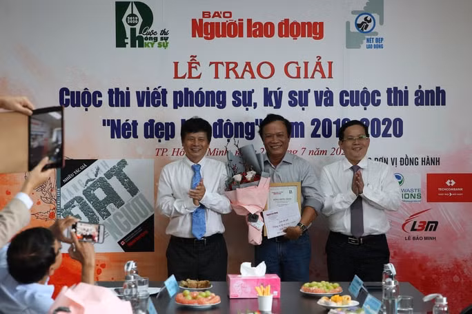 Tác phẩm 