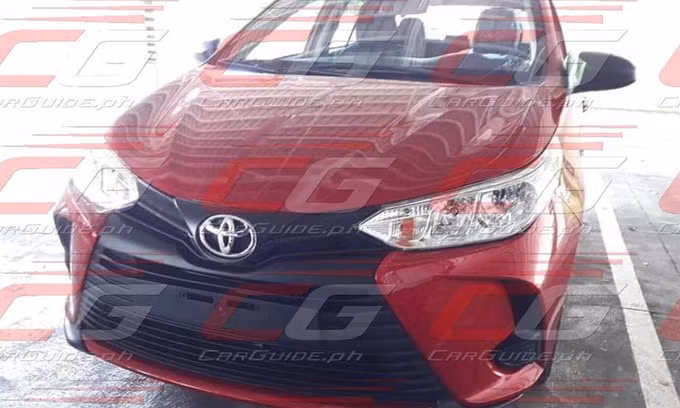 Mẫu xe Vios 2021 lộ diện với phần đầu xe thiết kế lại đôi chút. Ảnh: internet.