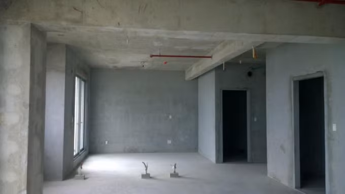 Nhiều khách hàng gặp khó khăn khi hoàn thiện căn hộ bàn giao thô.