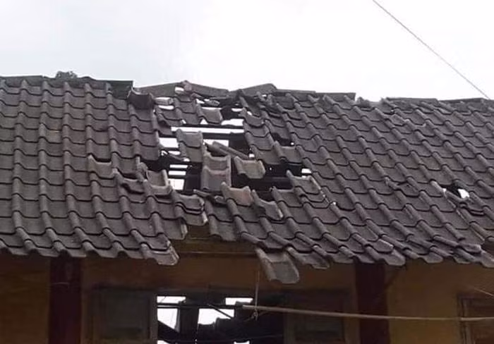 2 trận động đất liên tục khiến cuộc sống người dân Mộc Châu (Sơn La) chịu nhiều ảnh hưởng. Ảnh: internet