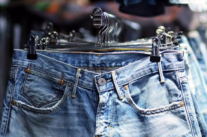 Công nghệ Viroblock cho thấy khả năng kháng virus trên vải denim lên tới 99,99%. Ảnh: internet.