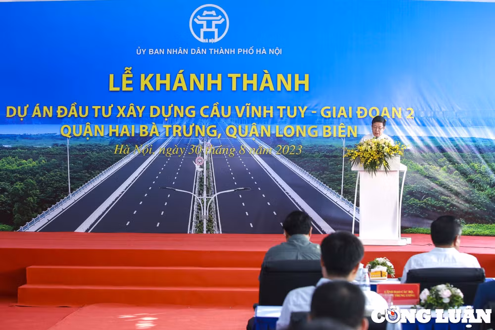 ha noi khanh thanh cau vinh tuy 2 sau gan 3 nam thi cong hinh 2