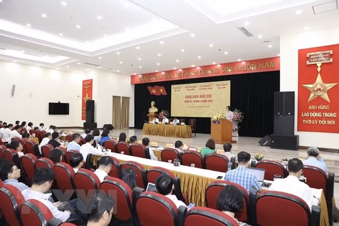 giao ban bao chi mua thu phat trien mot nen tang ai de ho tro cho cac co quan bao chi hinh 1
