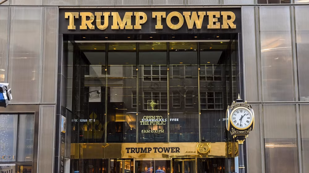 ong trump da thoi phong tai san len 22 ty usd trong vu an o new york hinh 1