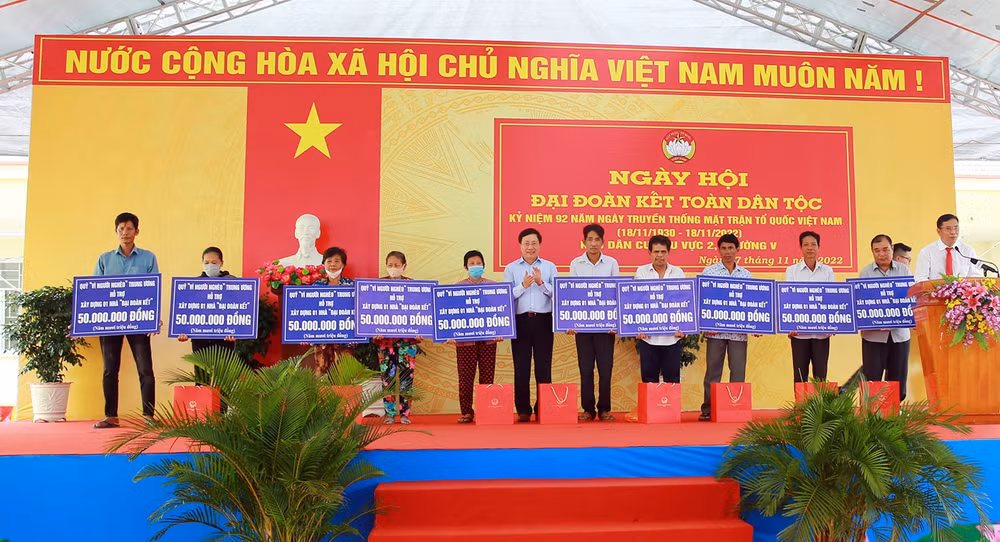 tinh than doan ket cua toan dan toc the hien rat ro trong hai nam dich covid 19 hinh 2