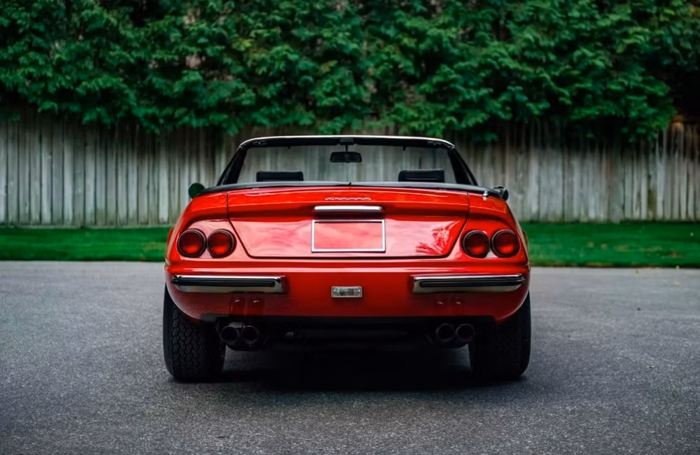 chiec ferrari 365 gts 4 spider duoc ban lai gia 24 trieu usd hinh 7
