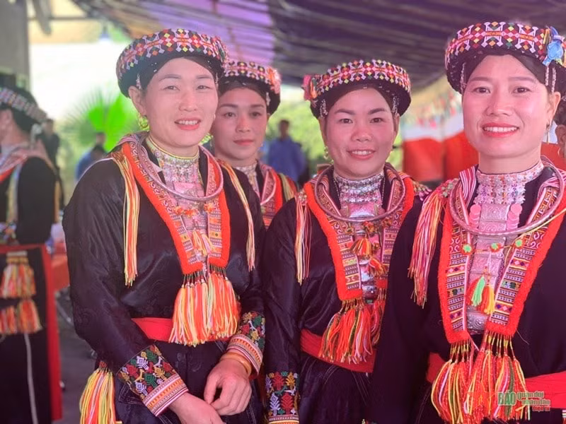 doc dao dam cuoi cua nguoi dao o luc yen hinh 3
