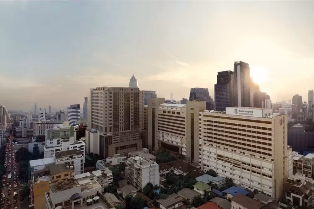 thai lan cap thi thuc mot nam cho du khach den chua benh hinh 1