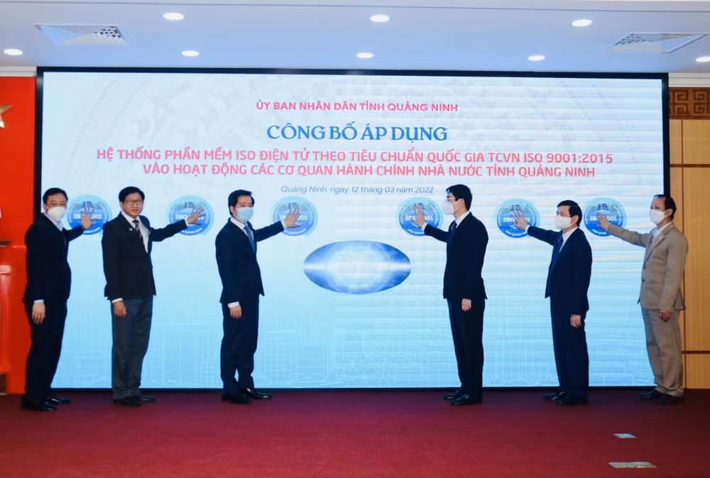 bai 1 chuyen doi so dong luc tao dot pha cua su phat trien cua quang ninh hinh 1