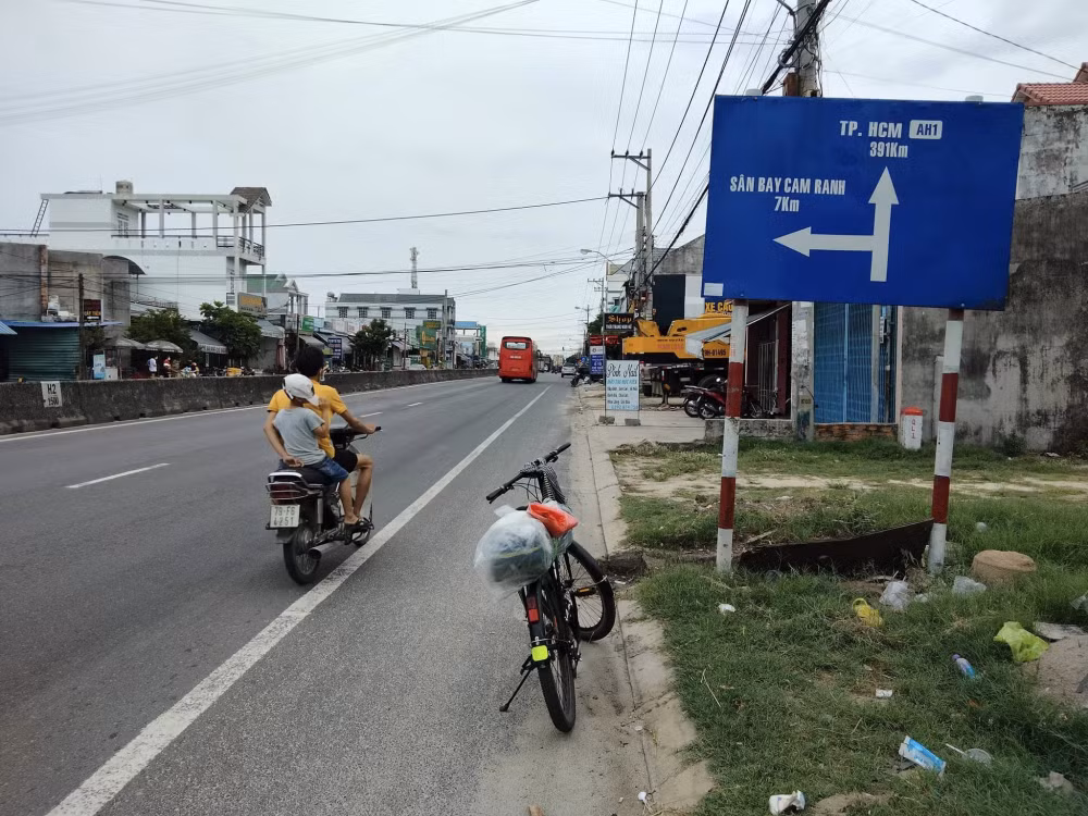 nha du khao u70 dap xe xuyen viet hon 1800 km hinh 5