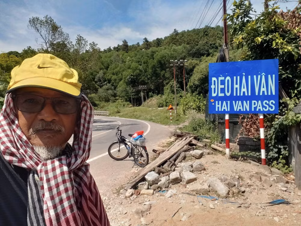 nha du khao u70 dap xe xuyen viet hon 1800 km hinh 4
