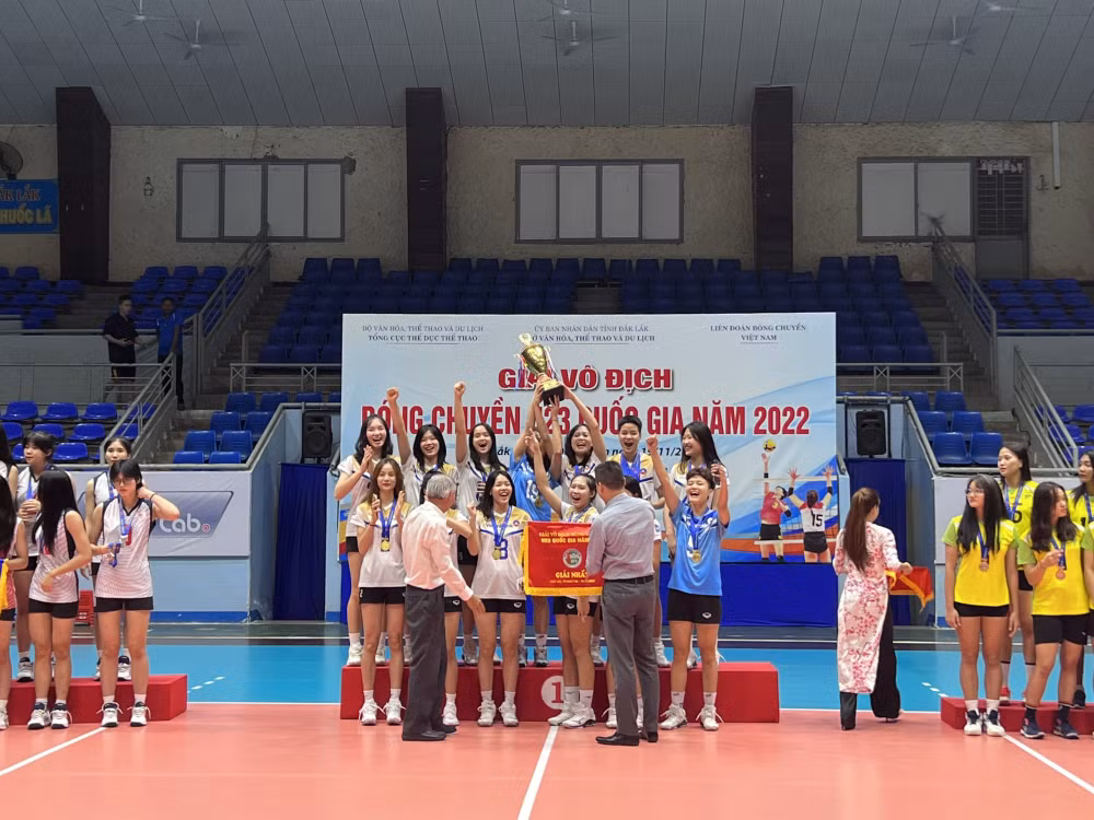 bong chuyen nu vietinbank bao ve ngoi vo dich bong chuyen u23 quoc gia hinh 3