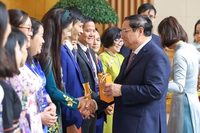 thu tuong pham minh chinh muon tri nuoc phai trong dung nguoi tai hinh 5