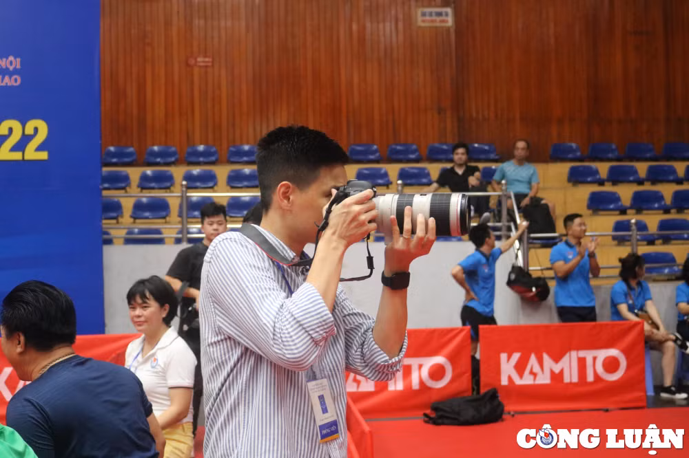 tac nghiep tai giai bong ban cup hoi nha bao viet nam nhan len niem tu hao cua the thao nguoi lam bao hinh 6
