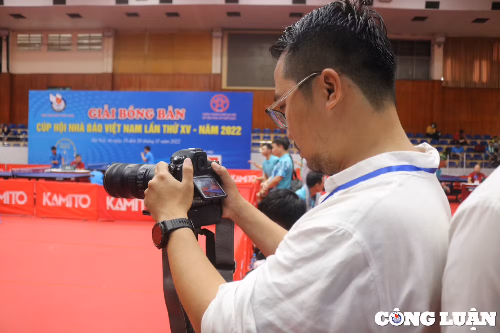 tac nghiep tai giai bong ban cup hoi nha bao viet nam nhan len niem tu hao cua the thao nguoi lam bao hinh 5